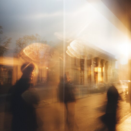 © in the headroom © in the headroom