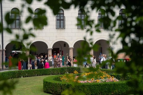 Eröffnung der 50. Innsbrucker Festwochen | © Mona Wimber