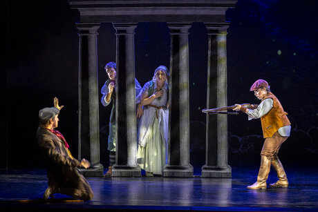 Peter Edge (Nicandro), Salvador Simão (Aminta), Justina Vaitkute (Irene), Silvia Porcellini (Atalanta) | © Birgit Gufler Peter Edge (Nicandro), Salvador Simão (Aminta), Justina Vaitkute (Irene), Silvia Porcellini (Atalanta) | © Birgit Gufler