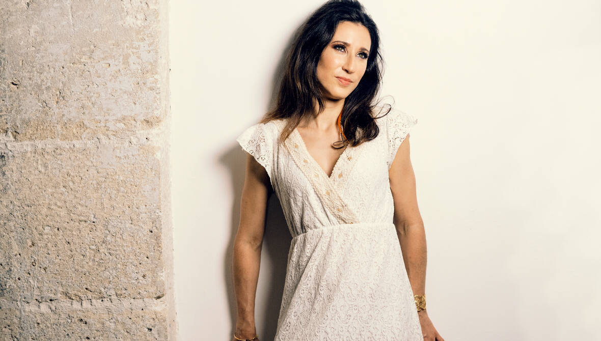 Marie Lys_no3_┬® Jean-Baptiste Millot