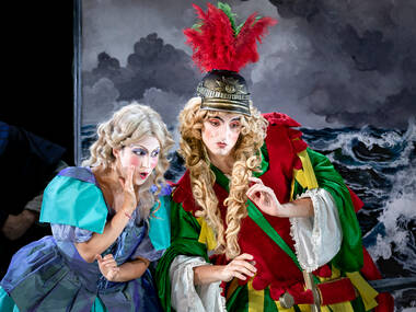 Marie Théoleyre (La Fama & Irena) & Julian Rohde (Alfo) © Birgit Gufler