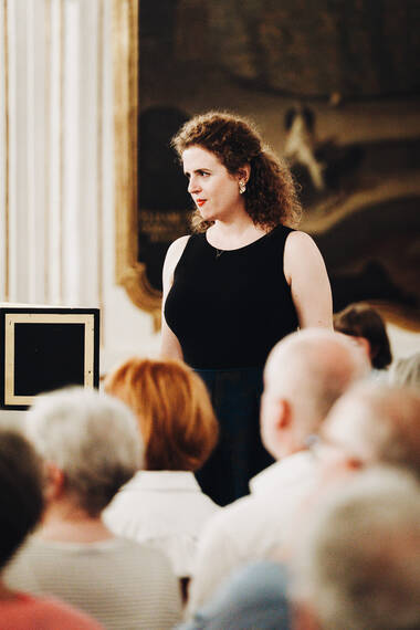 Eva Zaïcik © Amir Kaufmann