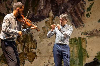 The Curious Bards in "By Moonlight on the Green" im Tiroler Landestheater (1) © Innsbrucker Festwochen/Lercher