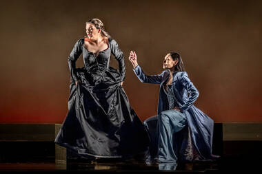 Anastasia Boldyreva (Holofernes) & Sophie Rennert (Juditha) © Birgit Gufler (2)