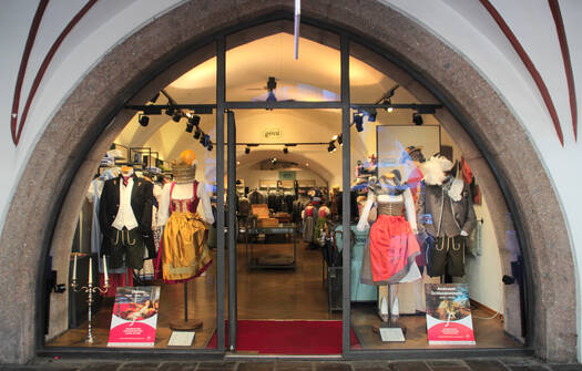 fewo_20181707_schaufenster_gössl_(c)niedermayr_1 Gössl