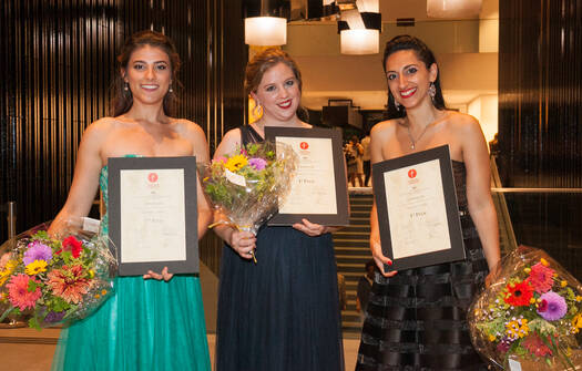 (v.l.) Dioklea Hoxha, Grace Durham, Theodora Raftis © DieFotografen