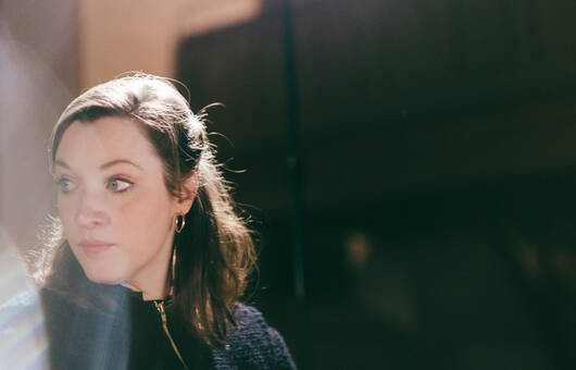 Elina Albach © SophiaHegewald